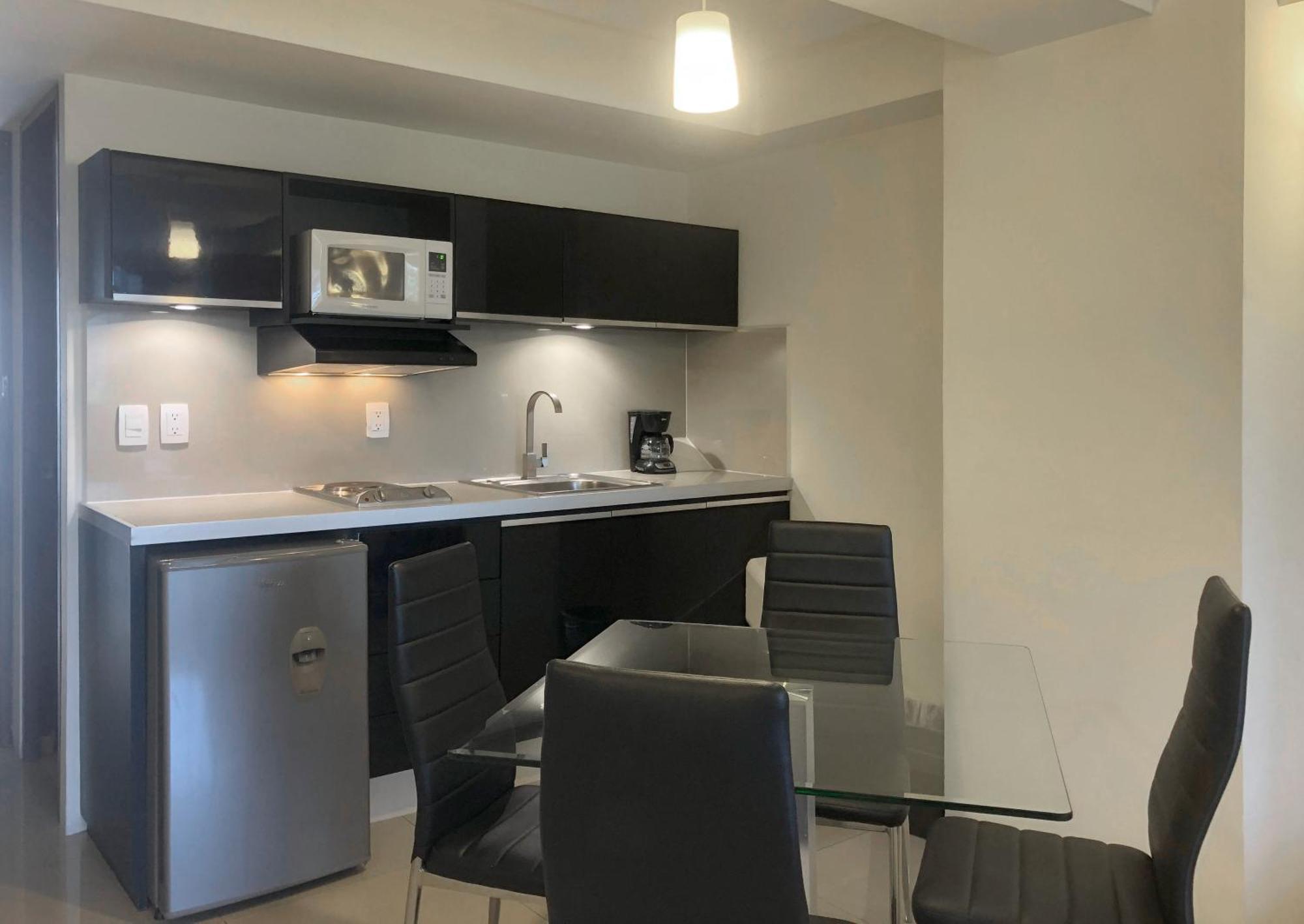 メキシコシティ スイーツ カプリ レフォルマ アンヘル 380アパートホテル 部屋 写真